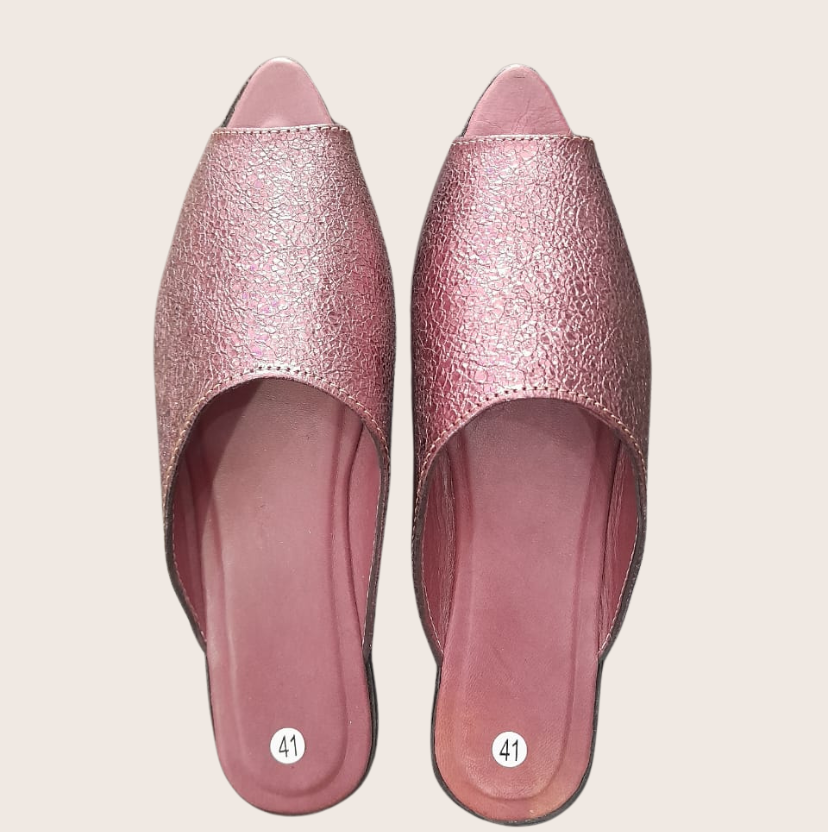 Babouche simple en cuir mauve aubergine